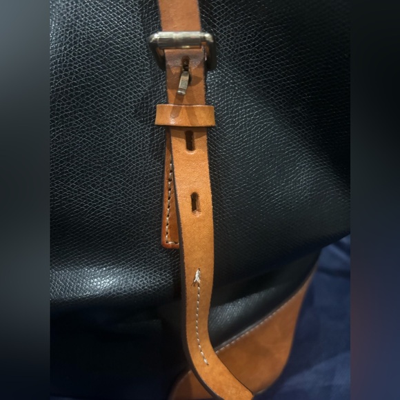 Dooney & Bourke Large Leather Shoulder Tote - Black with Striped interior
. - Picture 9 of 14